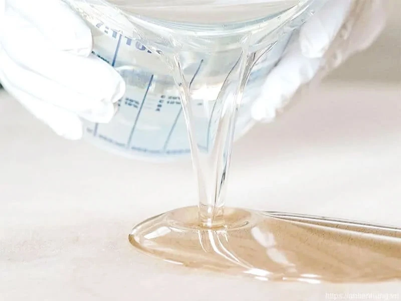 Chất kết dính & chất bịt kín - Giải pháp liên kết công nghiệp hiệu quả